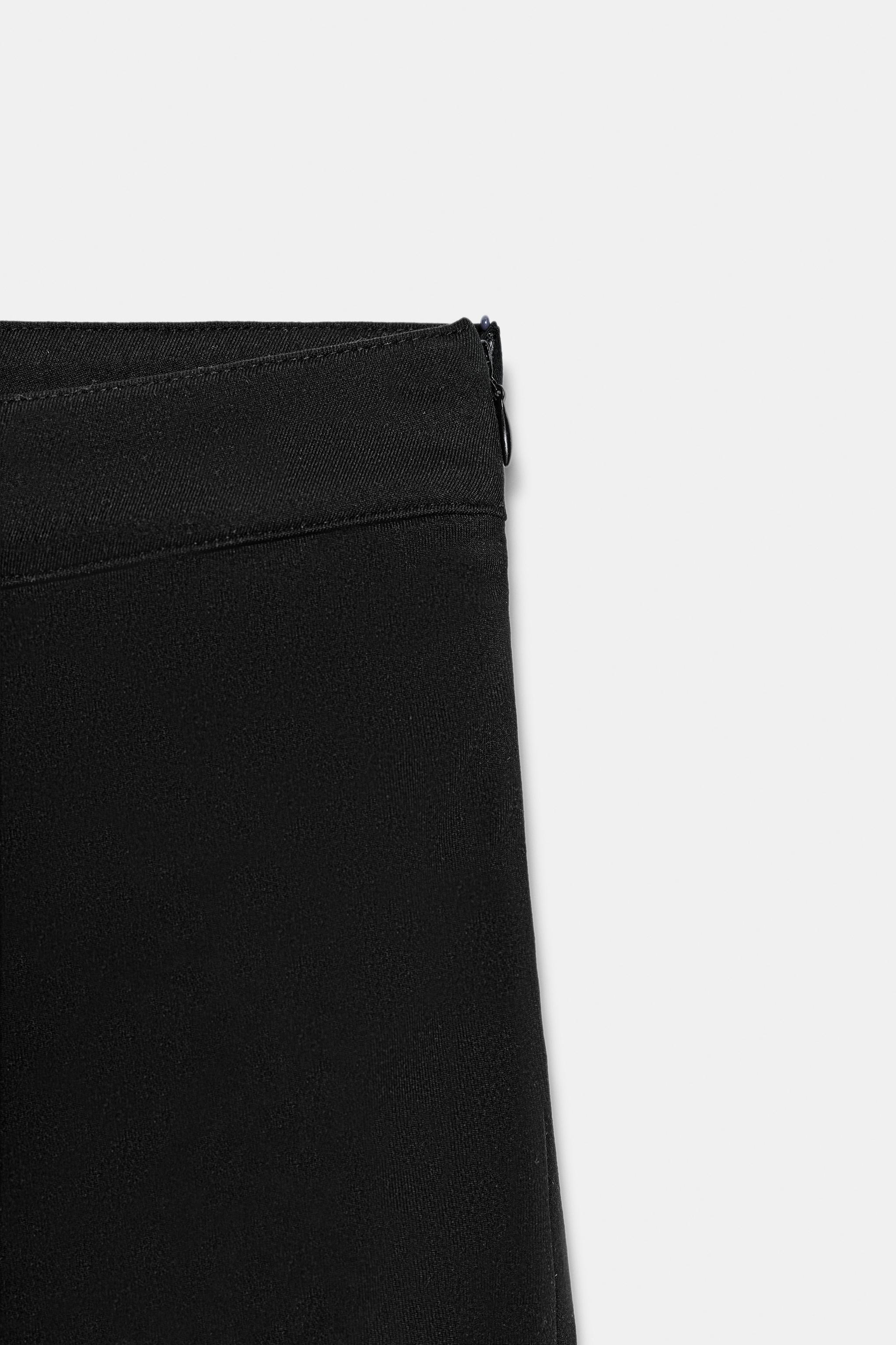 STRETCH CAPRI PANTS